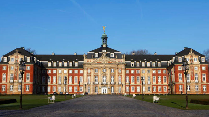 Münster School of Business
